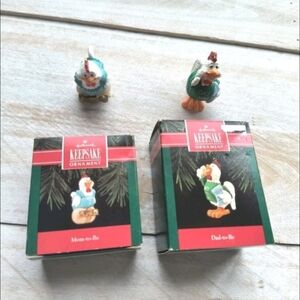 Mom & Dad To Be Hallmark Keepsake Ornament Set Hen Chicken Parents 1992